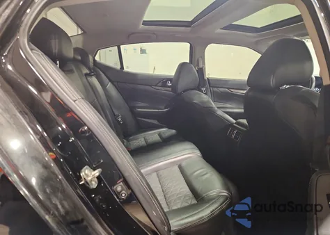 2017 Nissan Maxima 3.5S z USA, uszkodzony, nr VIN 1N4AA6AP4HC364941